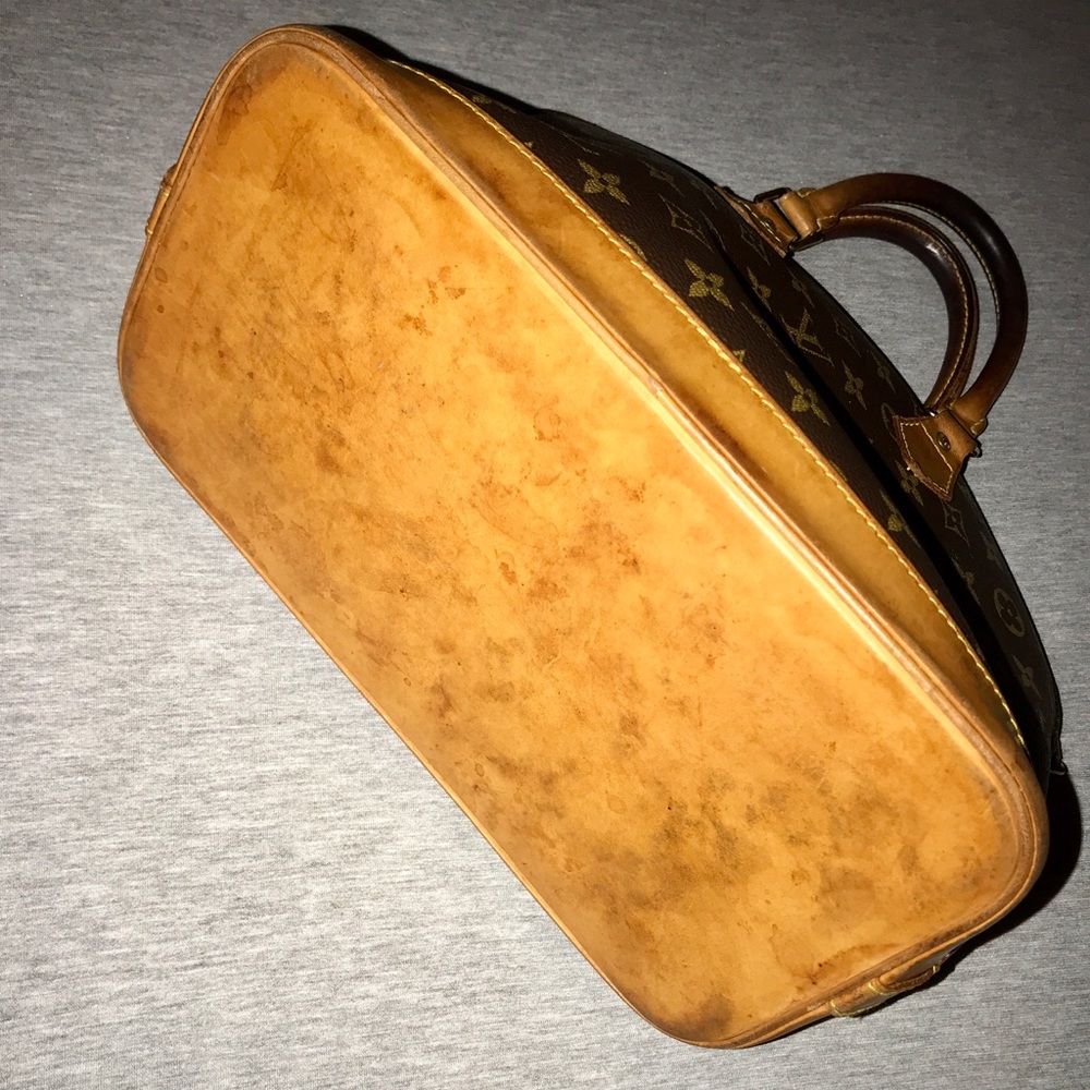 Louis Vuitton Alma - Picture 5 of 7